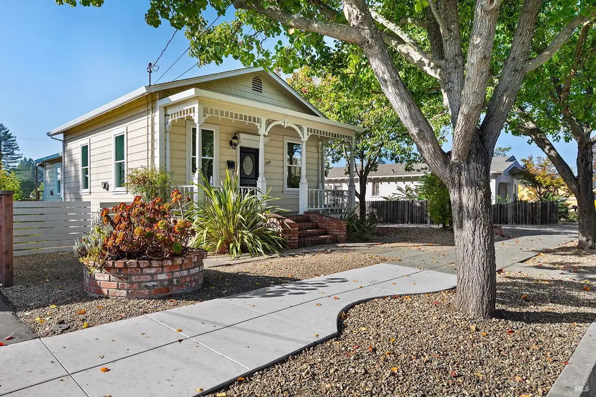 318 Mason Street, Healdsburg, CA 95448 - #1