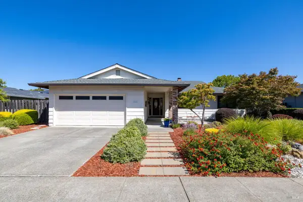 7619 Oak Leaf Drive, Santa Rosa, CA 95409