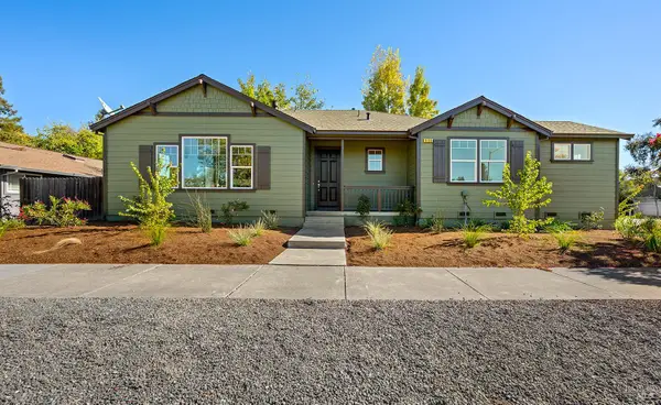 990 Keegan Drive, Santa Rosa, CA 95407