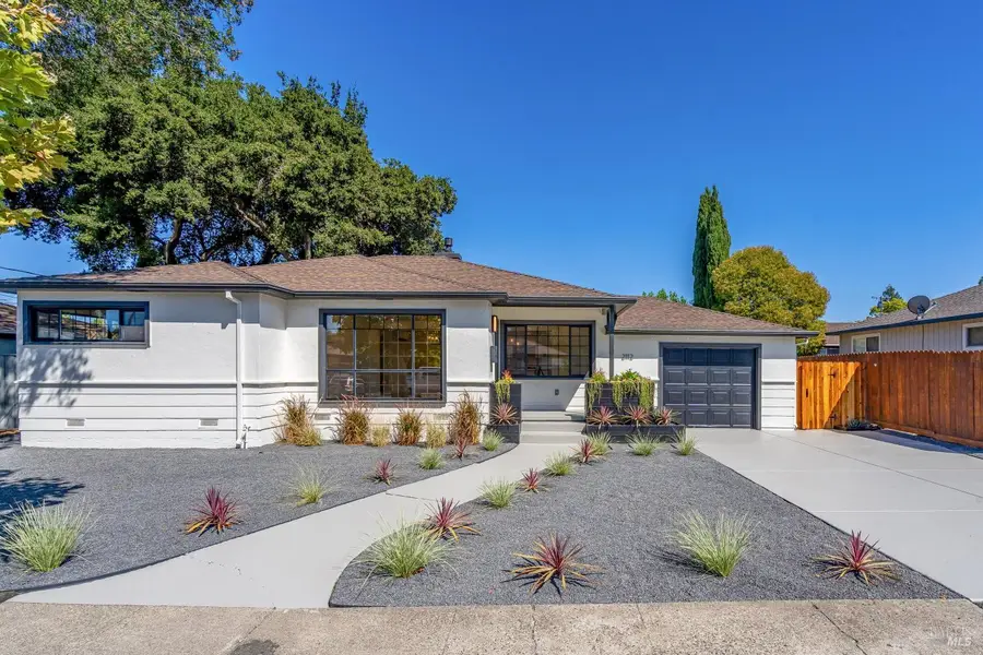 2112 Berkeley Drive, Santa Rosa, CA 95401 - #2