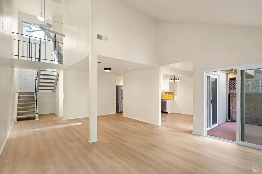 3118 Luna Court, Santa Rosa, CA 95405 - #3