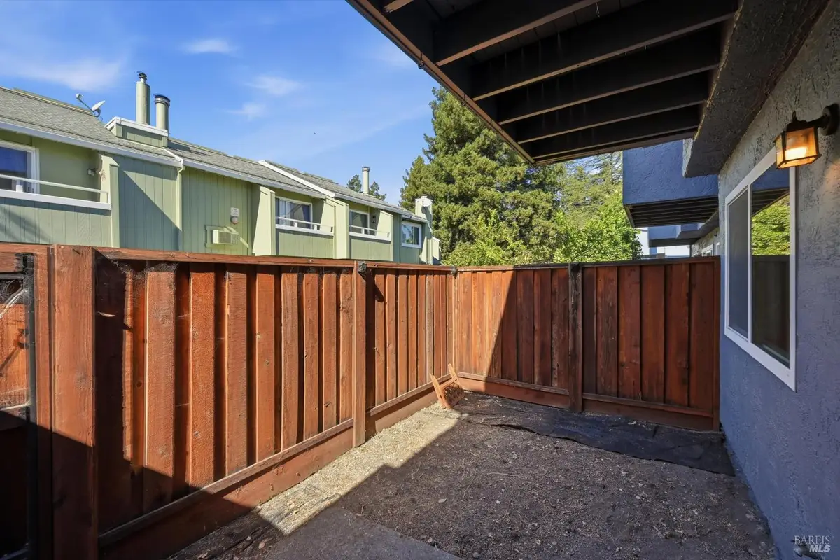 647 Racquet Club Circle, Rohnert Park, CA 94928 - #1