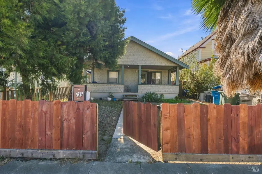 733 Indiana Street, Vallejo, CA 94590 - #2