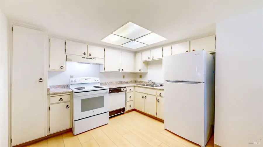 31 Conifer Square, Rohnert Park, CA 94928 - #2