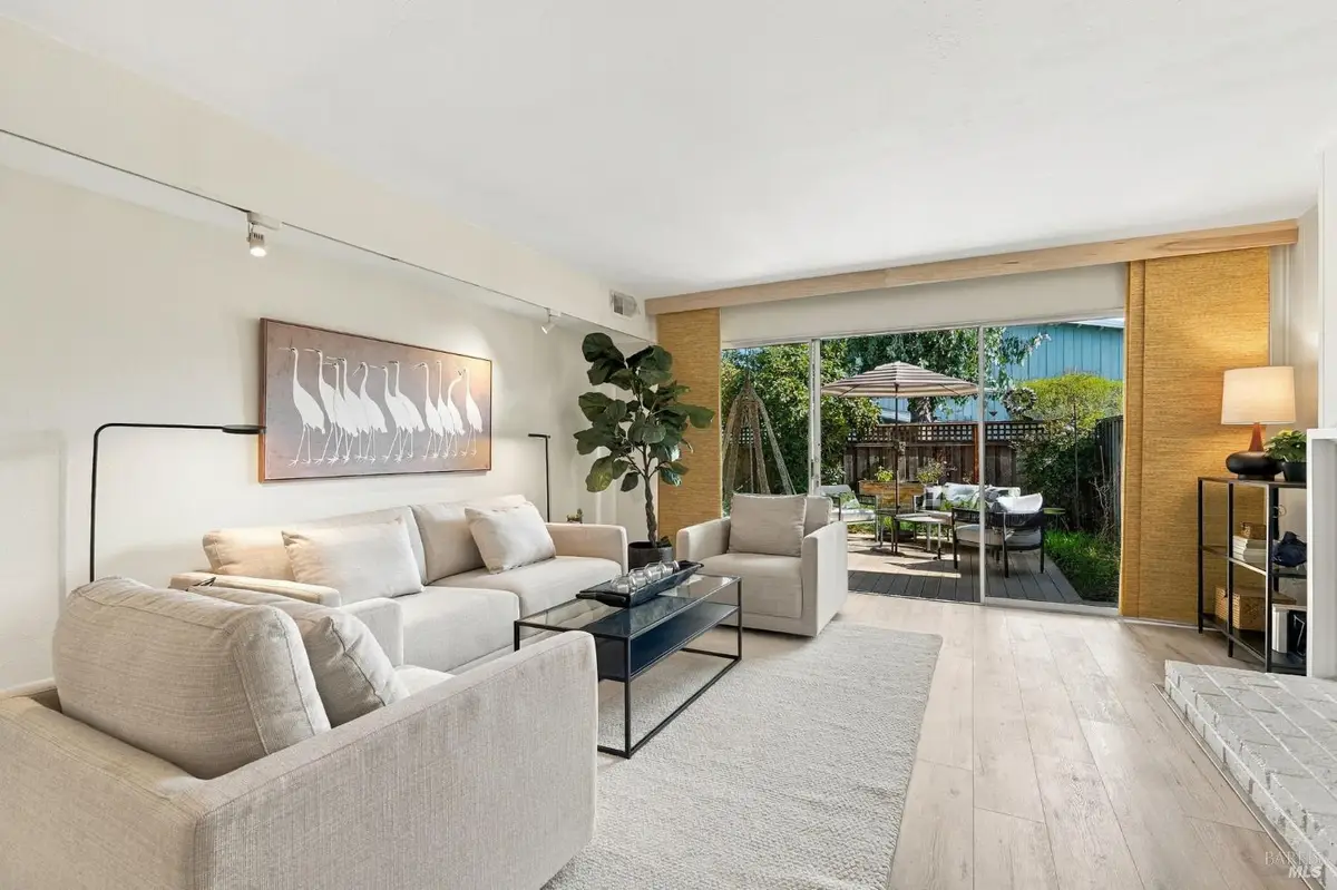23 Royal Court, San Rafael, CA 94901 - #1