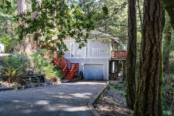 46821 Ocean View Avenue, Anchor Bay, CA 95445