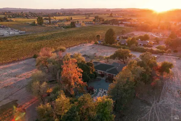 2280 Olivet Lane, Santa Rosa, CA 95401