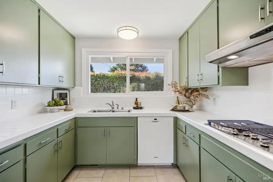 893 Tiburon Boulevard, Tiburon, CA 94920 - #2
