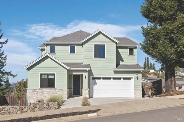 1919 Lyon Court, Santa Rosa, CA 95403