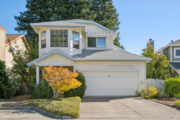 111 White Oak Circle, Petaluma, CA 94952