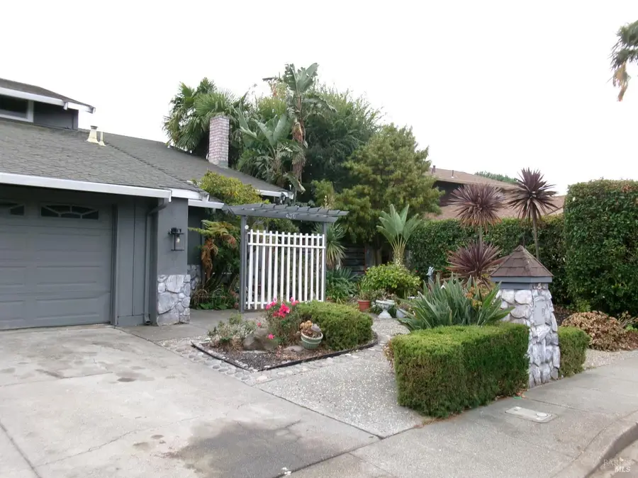 430 Larkin Drive, Benicia, CA 94510 - #2