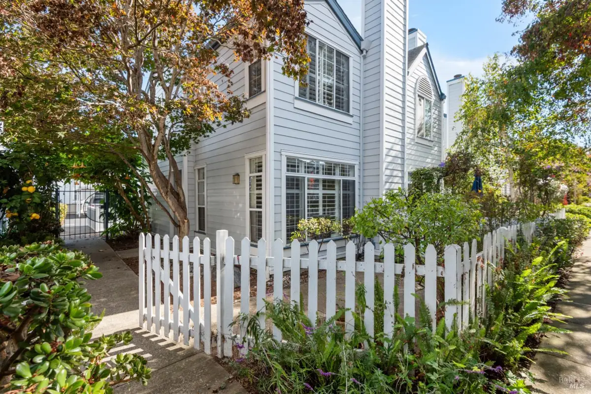 220 Commodore Drive, Richmond, CA 94804 - #1