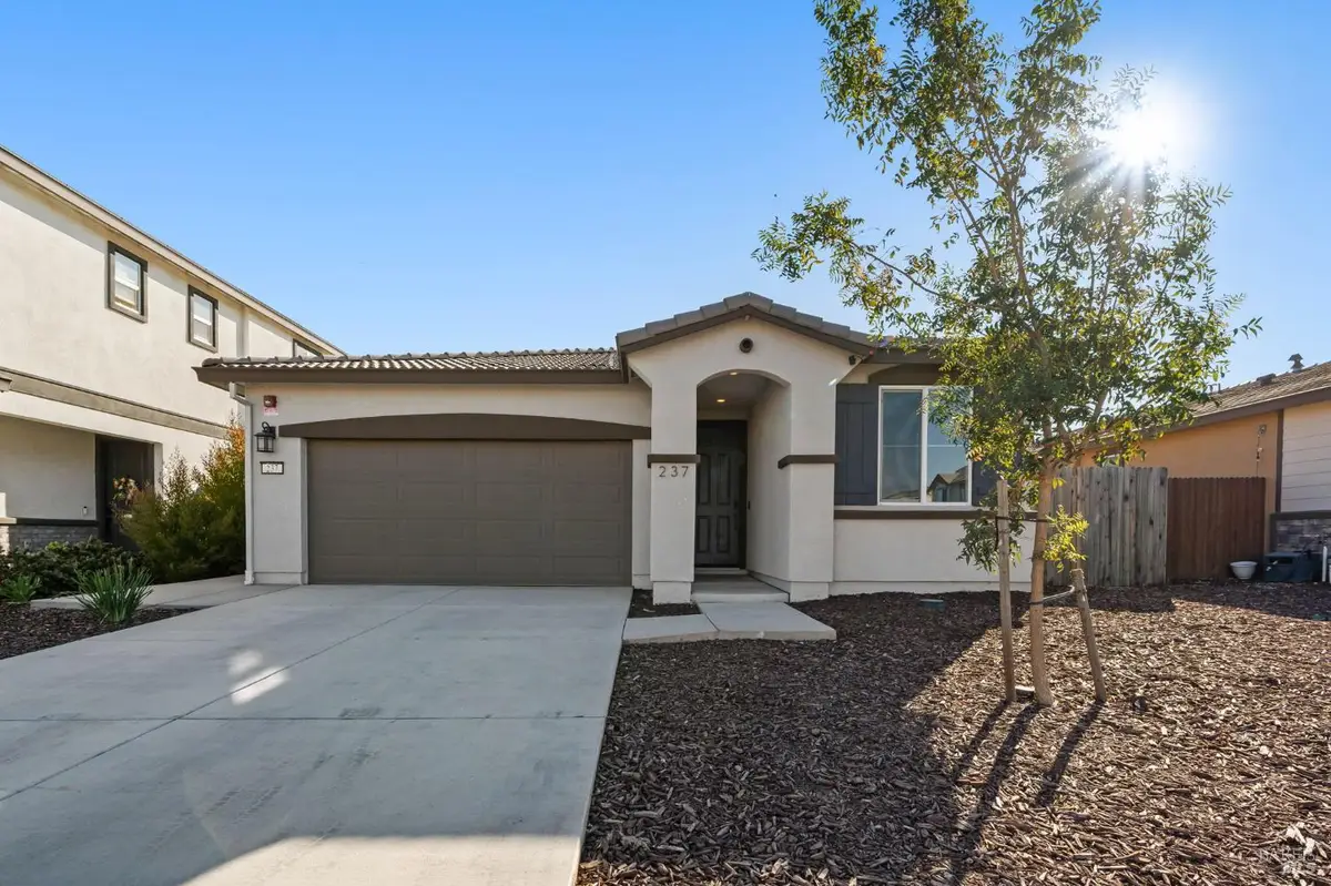 237 Ryde Street, Vacaville, CA 95687 - #1