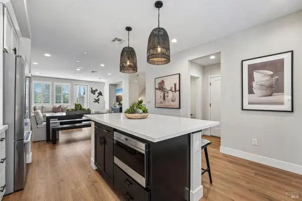 208 Pippin Court, Sebastopol, CA 95407