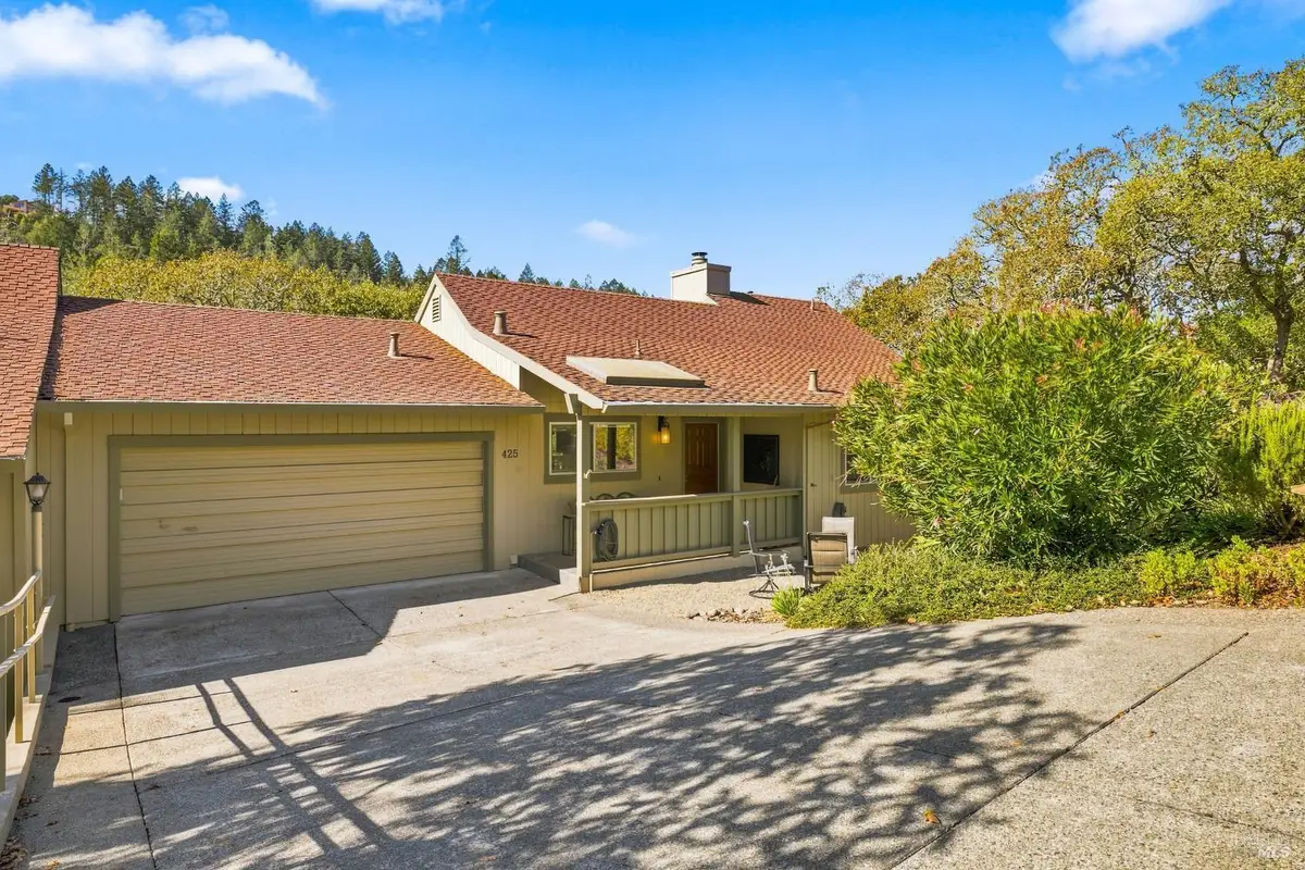 425 Singing Woods Place, Santa Rosa, CA 95409 - #1