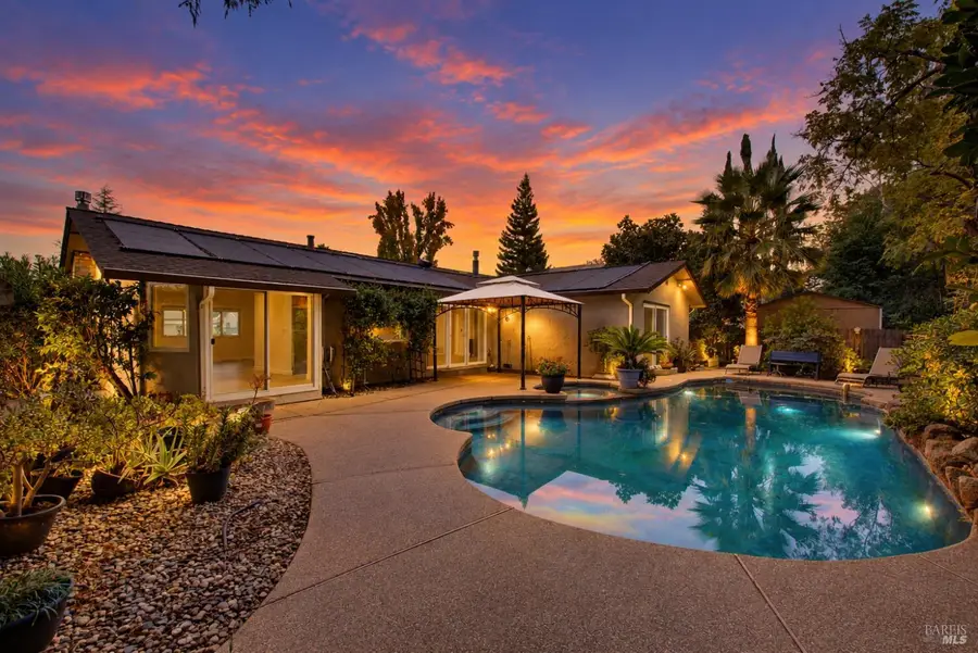 378 Evergreen Drive, Vacaville, CA 95688 - #2