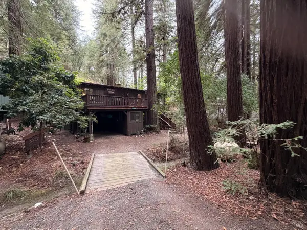 11659 Saratoga Avenue, Guerneville, CA 95436