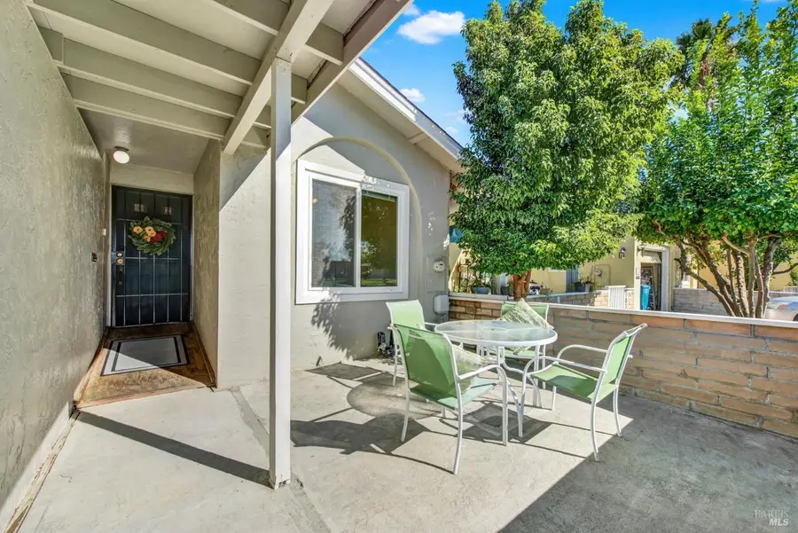 105 Sequoia Drive, Vacaville, CA 95687 - #3