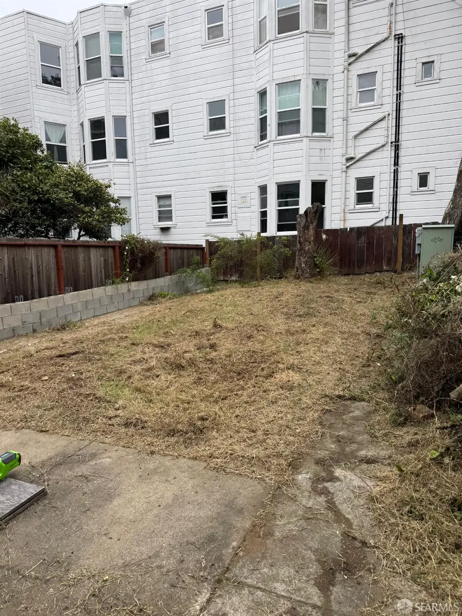 1264 3rd Avenue, San Francisco, CA 94122 - Image #2