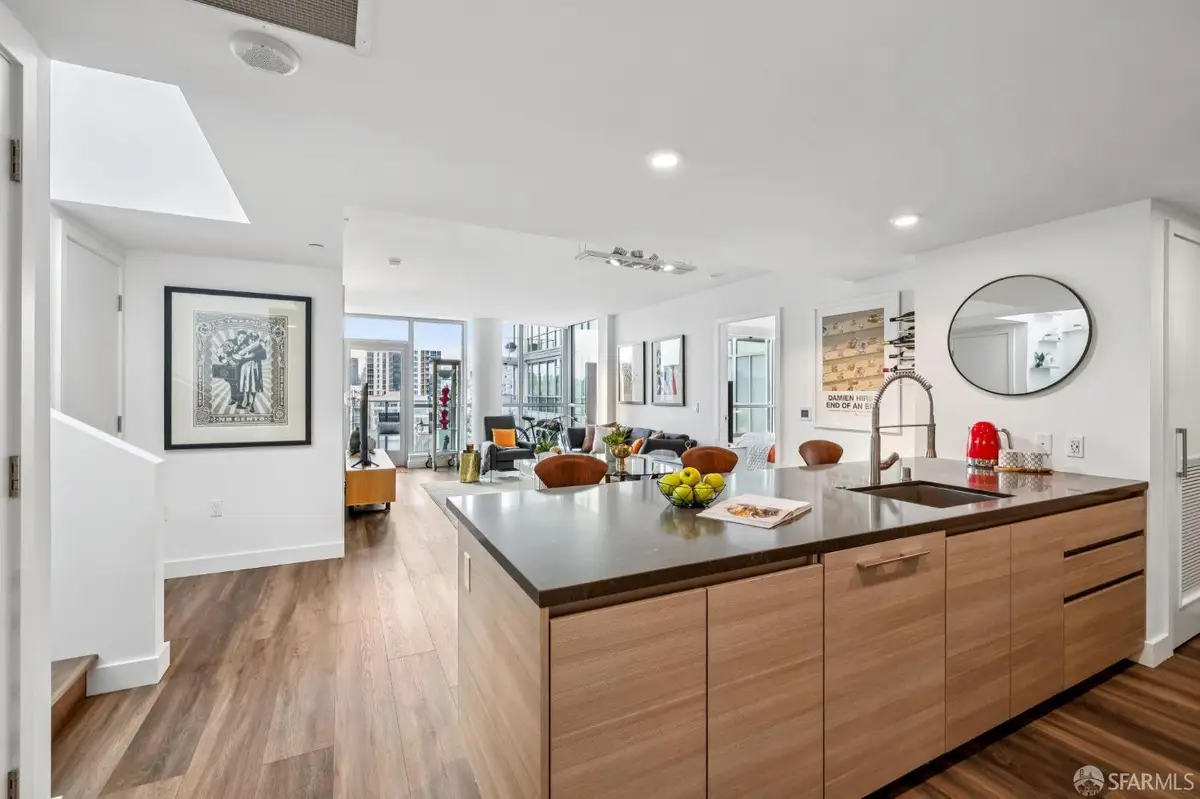 708 Long Bridge Street #915, San Francisco, CA 94158 - Image #1