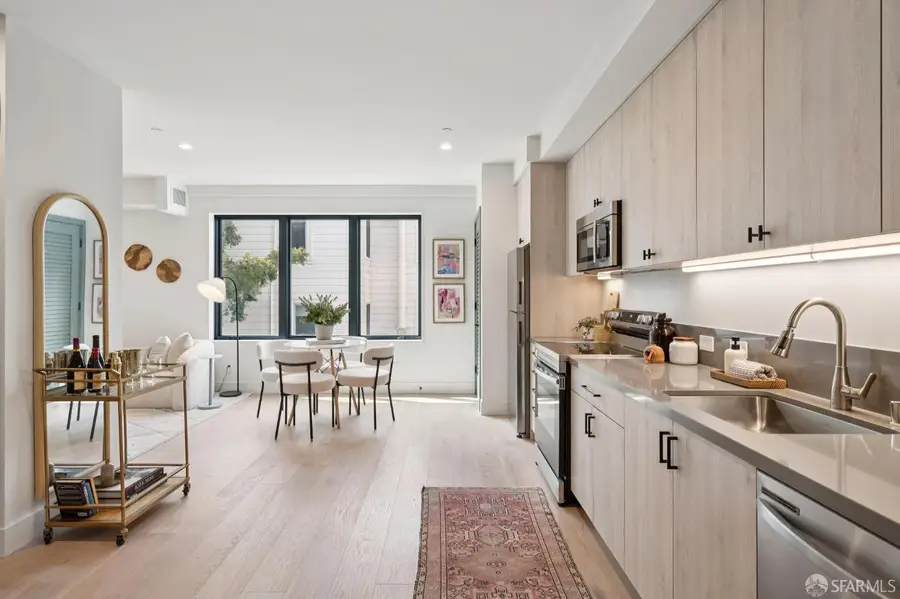 986 S Van Ness Avenue #303, San Francisco, CA 94110 - #2