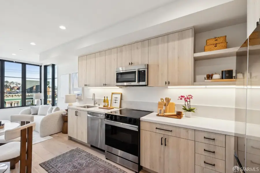 986 S Van Ness Avenue #201, San Francisco, CA 94110 - #3