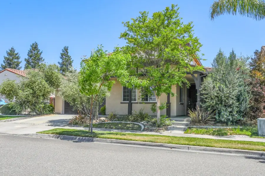 549 Fresian Drive, Oakdale, CA 95361 - Image #2