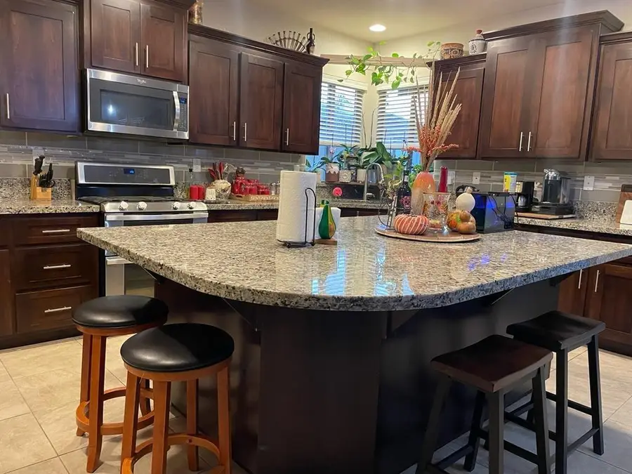 2049 Cattledrive Way, Roseville, CA 95747 - Image #2