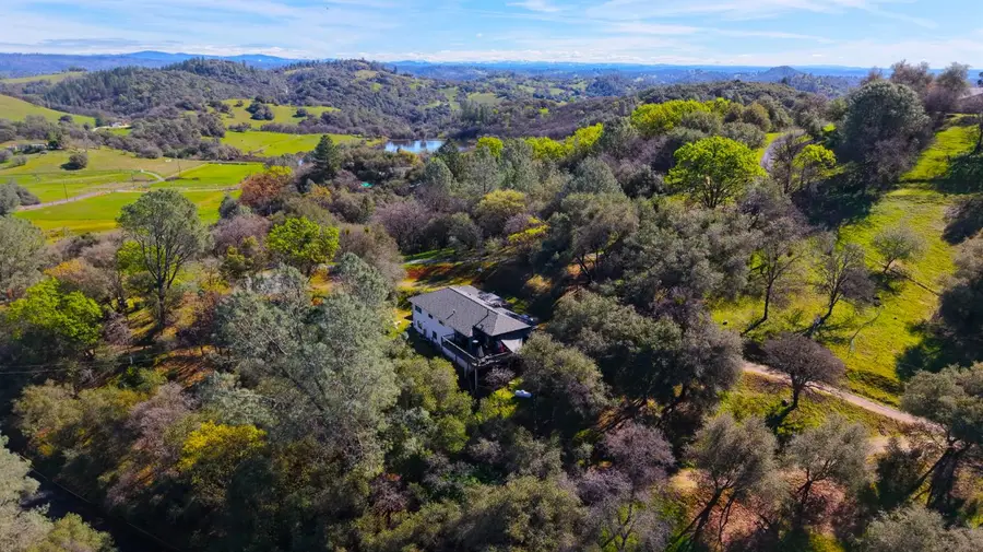 3301 Ahwahnee Way, Cool, CA 95614 - #3