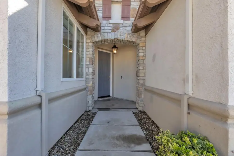 9524 Priscilla Ln, Stockton, CA 95212 - #2