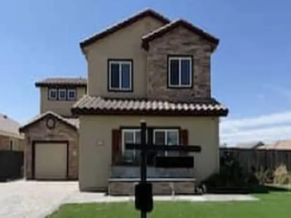 1974 Gus Villalta Drive, Los Banos, CA 93635