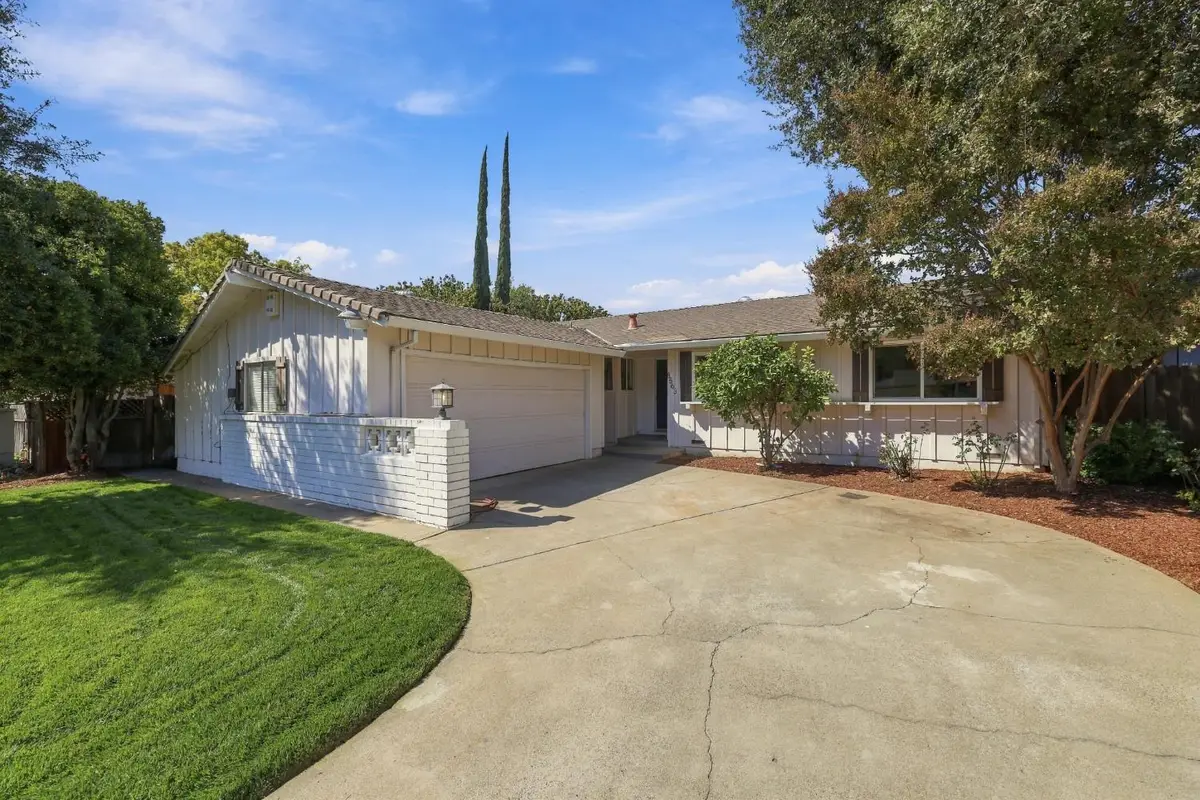 8563 La Riviera, Sacramento, CA 95826 - #1