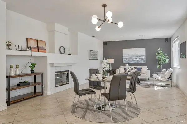 1048 Stillspring Drive, Vacaville, CA 95687