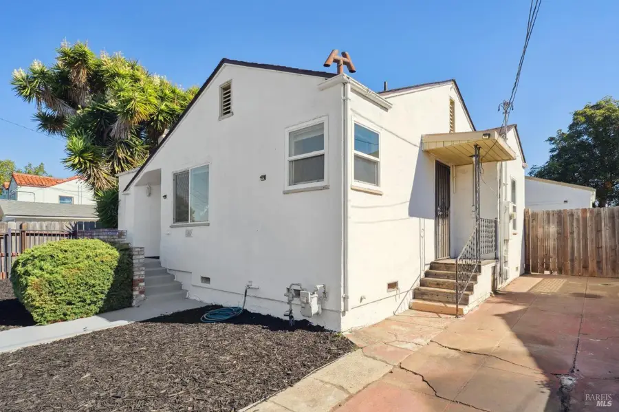 108 Mayo Avenue, Vallejo, CA 94590 - Image #2