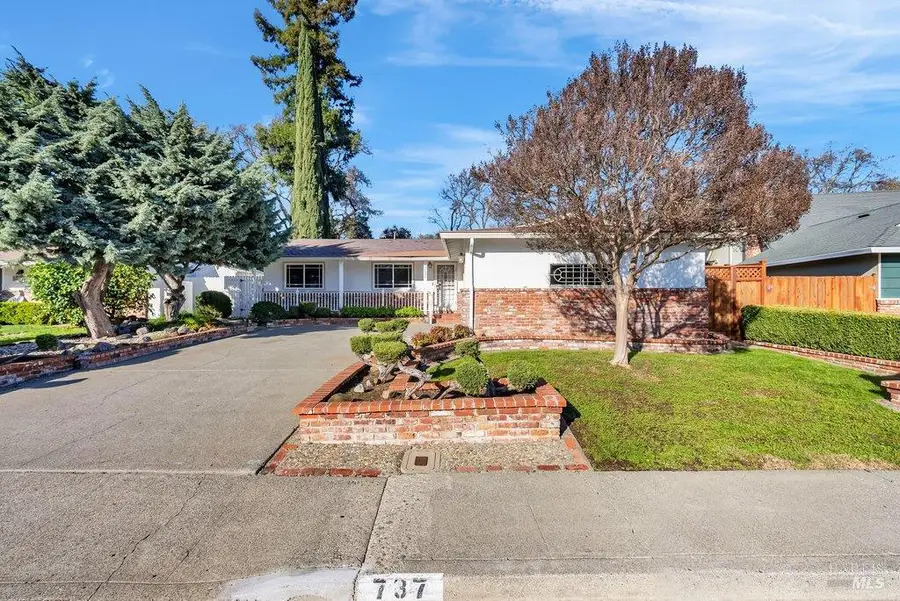 737 Linwood Street, Vacaville, CA 95688 - Image #2