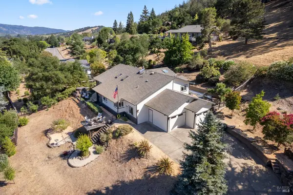 410 Oak Mesa Court, Santa Rosa, CA 95409