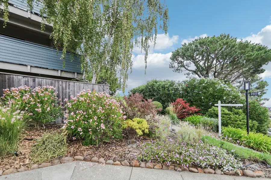 290 Via Casitas #206, Greenbrae, CA 94904 - Image #2