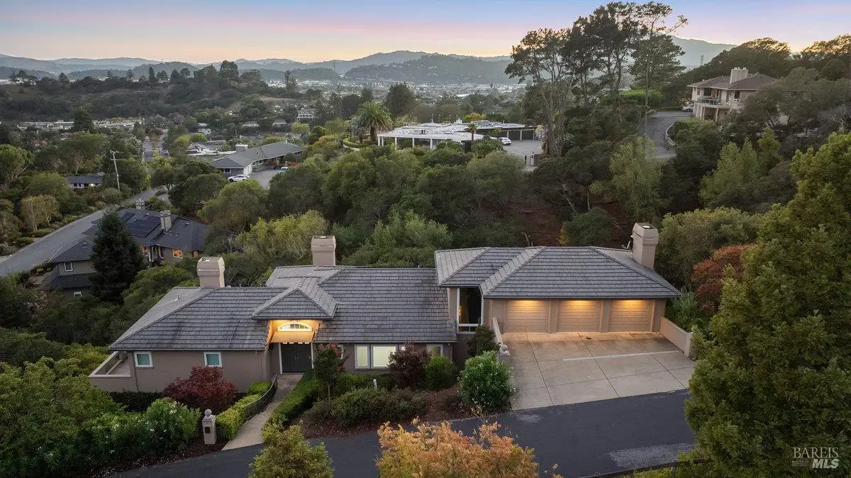 11 Loch Haven Court, San Rafael, CA 94901 - Image #1