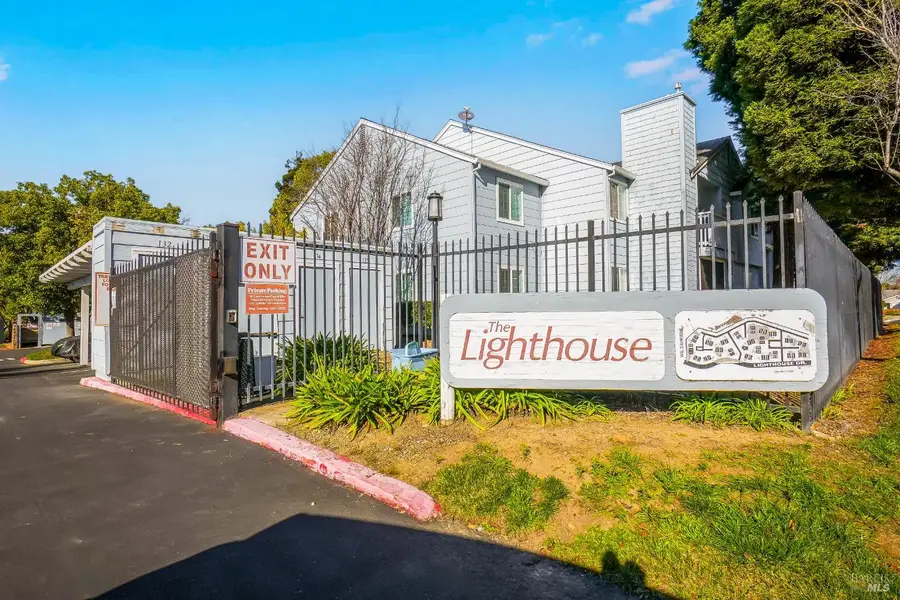 401 Lighthouse Drive, Vallejo, CA 94590 - Image #2