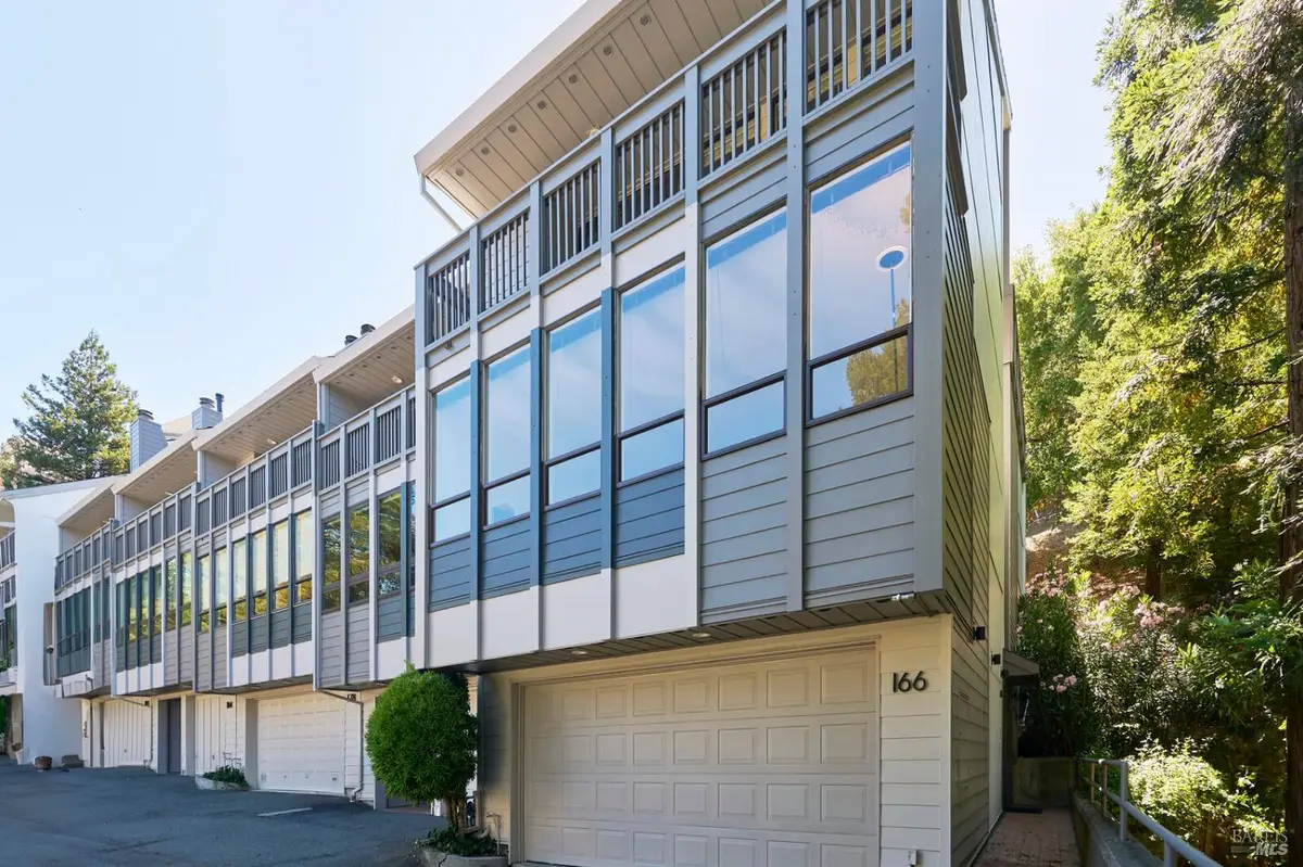 166 Professional Center Parkway, San Rafael, CA 94903 - Image #1
