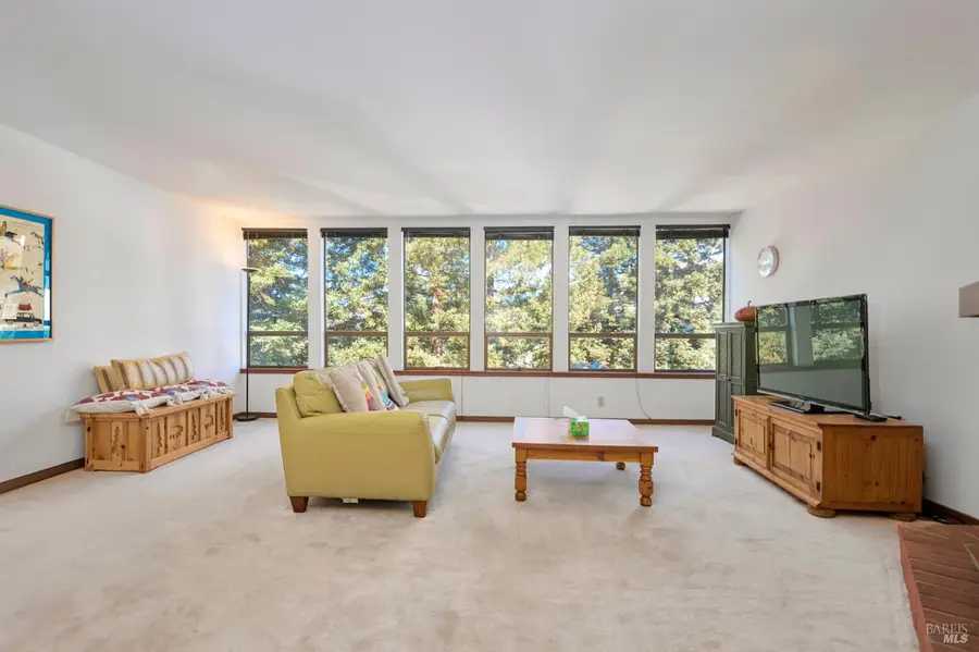 166 Professional Center Parkway, San Rafael, CA 94903 - Image #3