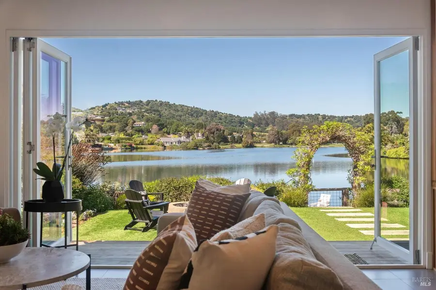 27 Lagoon Road, San Rafael, CA 94901 - #2