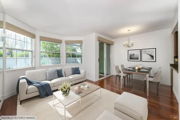 8 Mariners Circle, San Rafael, CA 94903