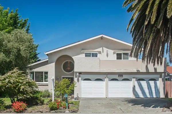 4987 Fern Place, Rohnert Park, CA 94928