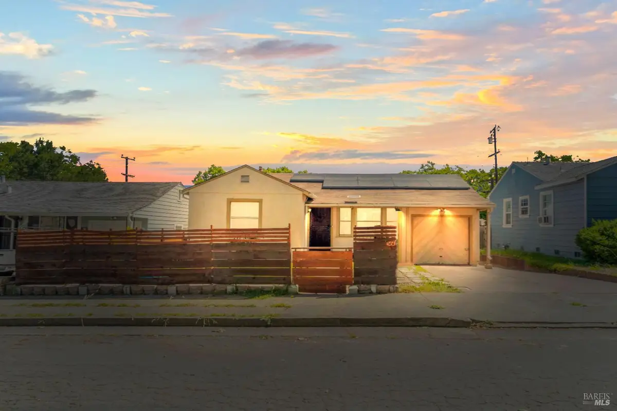 560 Russell Street, Vallejo, CA 94591 - #1