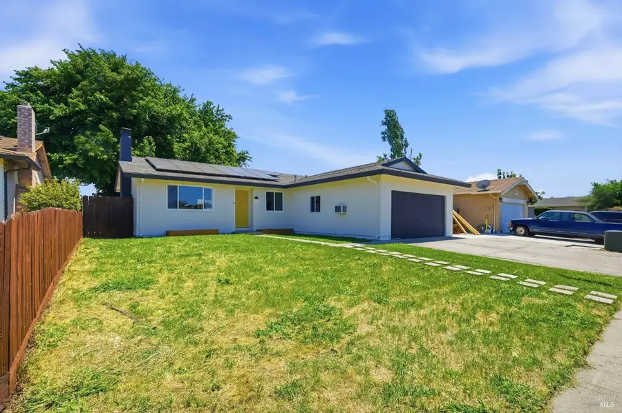 825 Spoonbill Lane, Suisun City, CA 94585 - #2