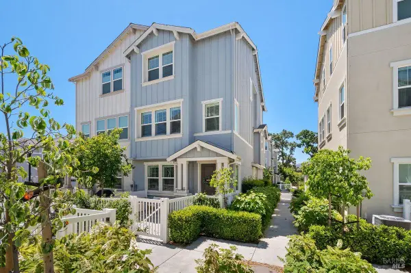 13 Idro Way, Novato, CA 94945