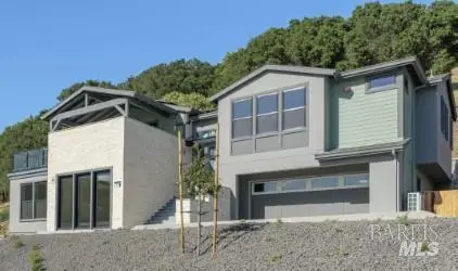 15 Erin Drive, San Rafael, CA 94903
