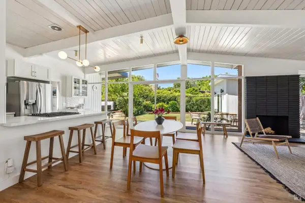 384 Hibiscus Way, San Rafael, CA 94903