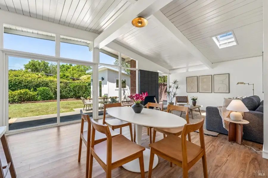 384 Hibiscus Way, San Rafael, CA 94903 - #3